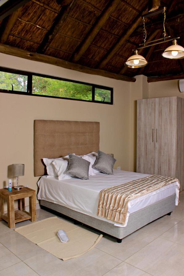 Zoe Bush Lodge Pretoria-Noord Zewnętrze zdjęcie